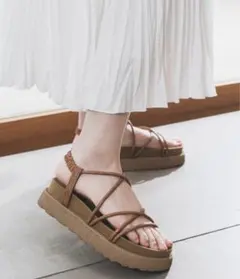 EVOLレースアップサンダル