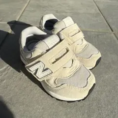 ニューバランス Newbalance 13.5 ベージュ