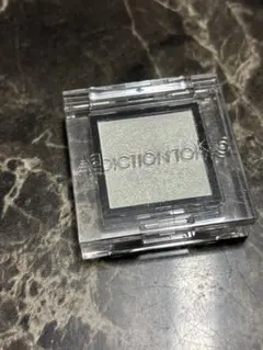 ADDICTION アディクション　ザアイシャドウ パール　111p