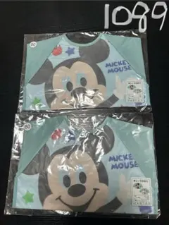 ミッキー新品食事エプロン２枚セットサイズ80