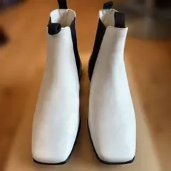 サイドゴアブーツ ホワイト