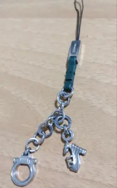 フェラガモ　ストラップ