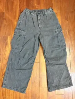 【完売品】GU カーゴパンツ ドローコード付き