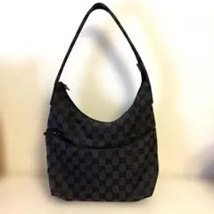 GUCCI グッチ GG柄 ワンショルダーバッグ 0013386 ブラック - メルカリ