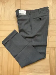 【未使用】ユニクロ ストレッチウールスリムフィットパンツ グレー　82