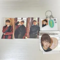 JO1ポップアップ 與那城奨 アクキー 缶バッチ トレカコンプ　第二弾