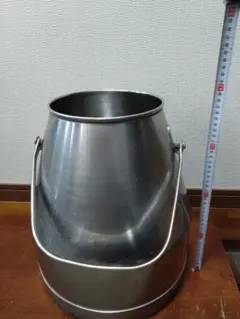 ステンレス製ミルク缶