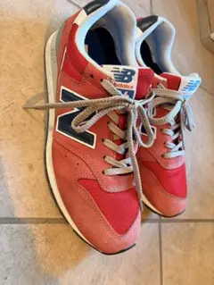 New Balance 996 レッド/ネイビー スニーカー