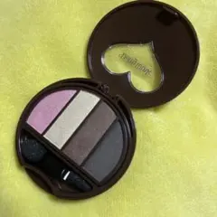 Dolly Winkアイシャドウ復刻版 ドンキ数量限定発売 益若つばさ - メルカリ