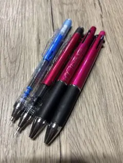 Item thumbnail for item 62b5d58f-0715-4fb4-872c-ffccb6f67cd8