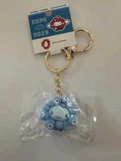 シナモロール ミャクミャクなりきり立体マスコット 推しカラーキーホルダー