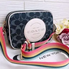 極美品☆COACHコーチ 2wayショルダーカメラバッグ デニム シグネチャーのサムネイル
