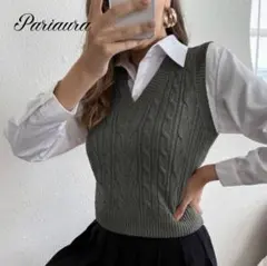 ニットベスト ケーブル編み　グレー