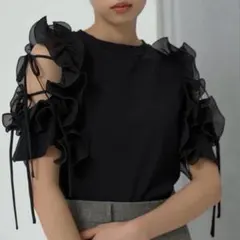 snidel フリルスリーブニットプルオーバー