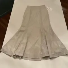 新品タグ付き　リリーブラウン　ロングスカートのサムネイル