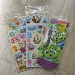 ディズニーソックスとシール