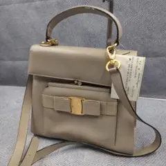 タグ付き美品 フェラガモ ヴァラ がま口 2WAY ハンドバッグ ショルダー