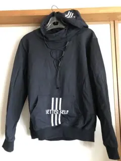 トレーナー　パーカー　フード