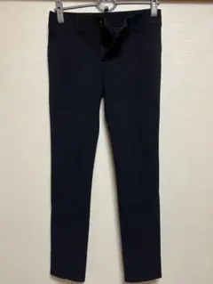 ブラックスリムフィット パンツ