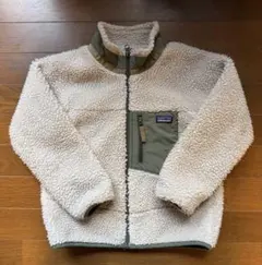 patagonia フリースジャケット XS（5〜6歳）