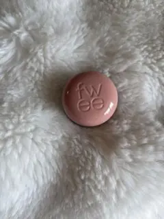 fwee リップアンドチーク　ブラーリープリンポット　ND04