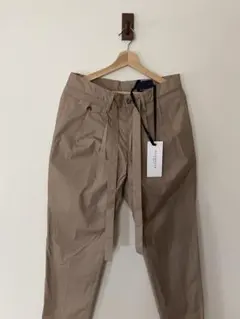 RAINMAKER KYOTO ベージュ スラックス 46 新品タグ付きのサムネイル