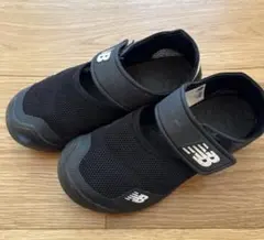 New Balance ニューバランス　ブラックメッシュサンダル　サンダル