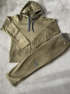 Item thumbnail for item 7c7471b7-37d4-4c53-afeb-03f1ae66999e