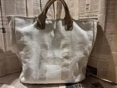 Item thumbnail for item d256e3a6-2942-470b-80c2-9bbe44e04d0f