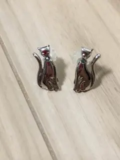 猫 ピアス