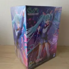 初音ミク×ガンダム 45周年フィギュア