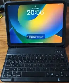 iPad用　Bluetoothキーボード＋ケース　キーが光ります(^o^)