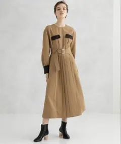 プリーツワンピース　『united tokyo』