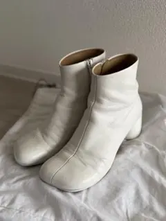 MM6 Maison Margiela Tabi ブーツ ホワイト 36 - メルカリ