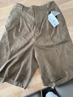 本日のみ！！新品未使用　LOWRYS FARMブラウン スエード ショートパンツ
