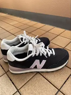 New Balance ブラック/ピンク 515