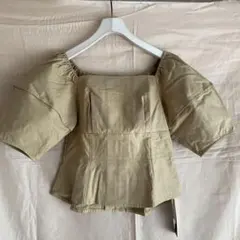 リリーブラウン　ブラウス