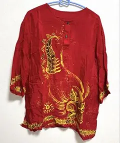 赤い五分袖チュニック