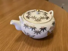 Item thumbnail for item c4e43b49-8bbf-4594-8351-3ea0a7b74dc4