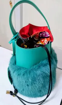 Item thumbnail for item d0b3f70c-5b3f-4233-9785-380cc7d348cf