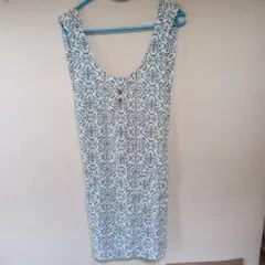 エプロンドレス