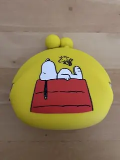 スヌーピー　シリコンがま口財布