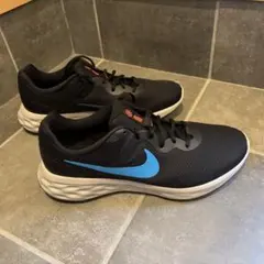 【値下げ、送料込み】NIKE REVOLUTION 6 31cm