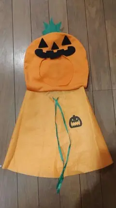 子供用かぼちゃ帽子とマントセット
