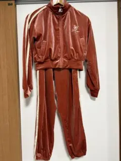 バタフライ刺繍 ベルベットセットアップ