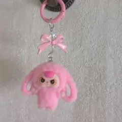 ウサギのキャラクター キーホルダー ピンク