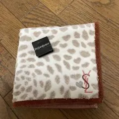 3学校15日までの出品　イヴサンローラン　タオルハンカチ