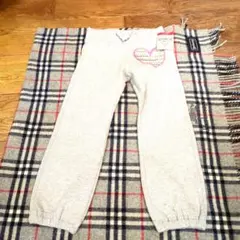 OshKosh グレー ハートスパンコール長ズボン