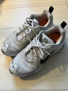 Nike Air Max ランニングシューズ　CU4826-105 25cm