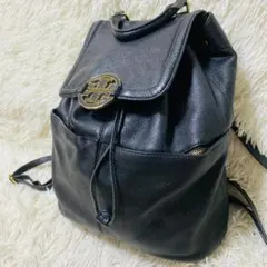 トリーバーチ TORY BURCH ロゴモチーフ 本革リュックレザー ブラック